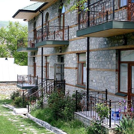 Evim Otel Lahic Luaran gambar